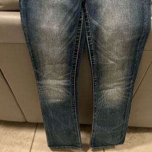 Brand new pair of jeans never worn they were to small